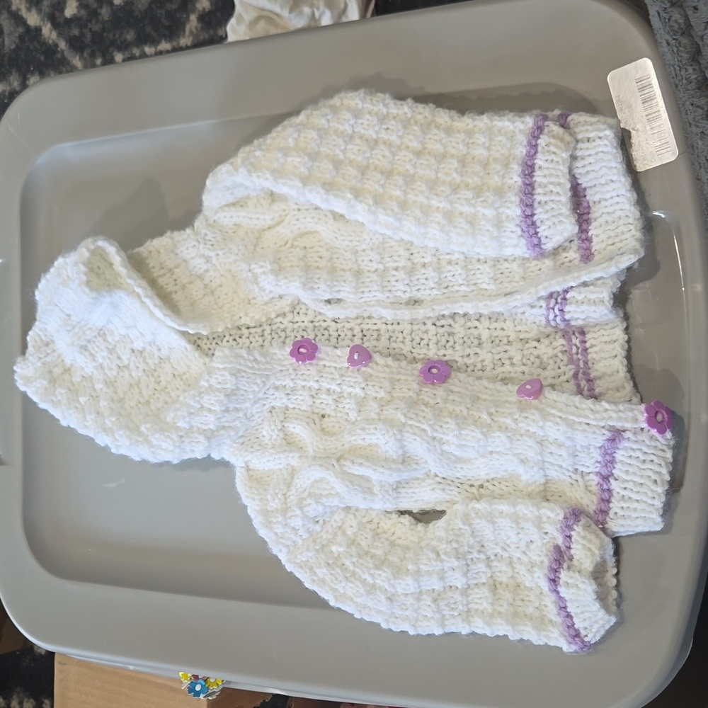 Hand nit sweater